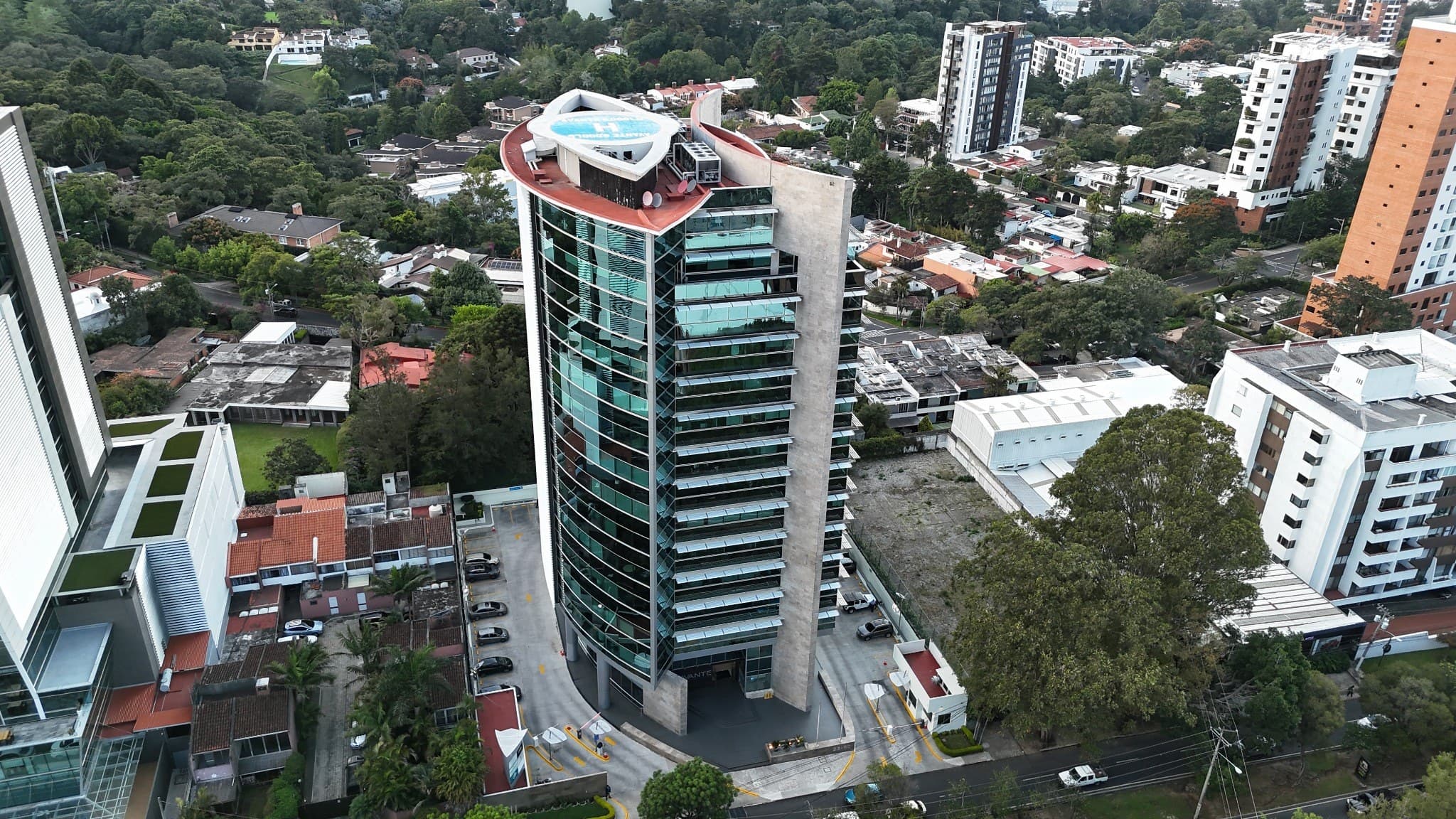 Vendo oficina en Edificio Corporativo de alto nivel – Ideal para Inversionistas. — foto 1